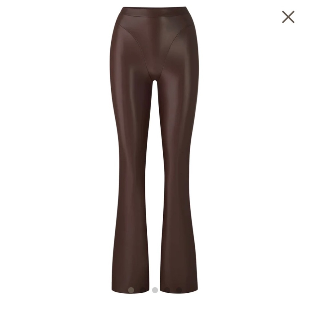 Skims Leather Boot Cut Pants (cocoa)